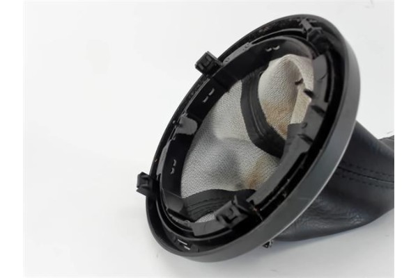 Recambio de pomo palanca cambio para ford fiesta v (jh_, jd_) 1.6 16v referencia OEM IAM 1151765 1518426 456 , FIAT | 36 , FORD 