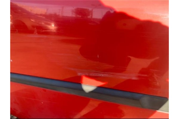 Recambio de puerta trasero derecha para renault clio iii 1.5 dci referencia OEM IAM 7751476192  
