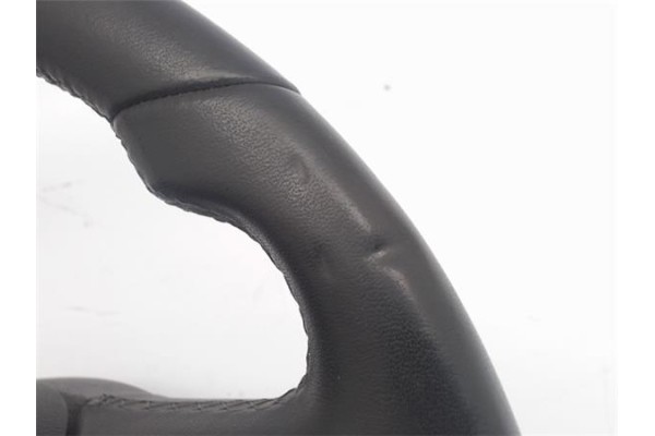 Recambio de volante para opel astra j 1.7 cdti referencia OEM IAM 913373  