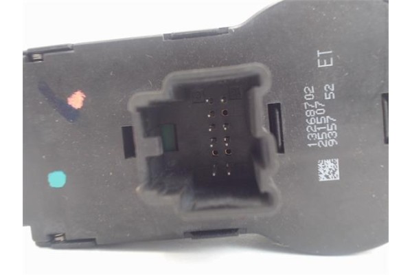 Recambio de mando de luces para opel astra j 1.7 cdti referencia OEM IAM 13268702  