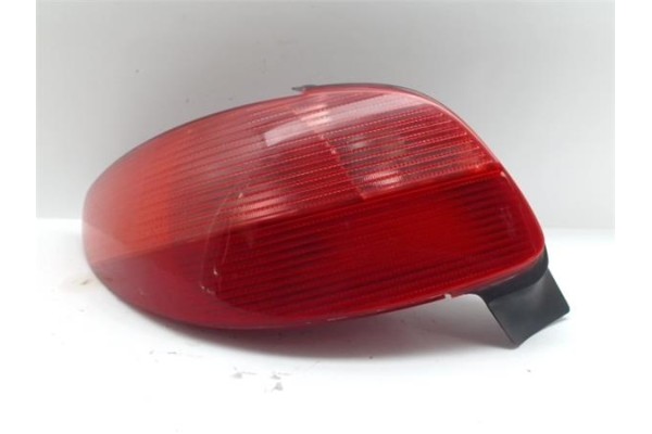 Recambio de piloto trasero izquierdo para peugeot 206 1.4 i referencia OEM IAM 6350P1 GP0291 6350G6 , PEUGEOT | 6350K4 , PEUGEOT