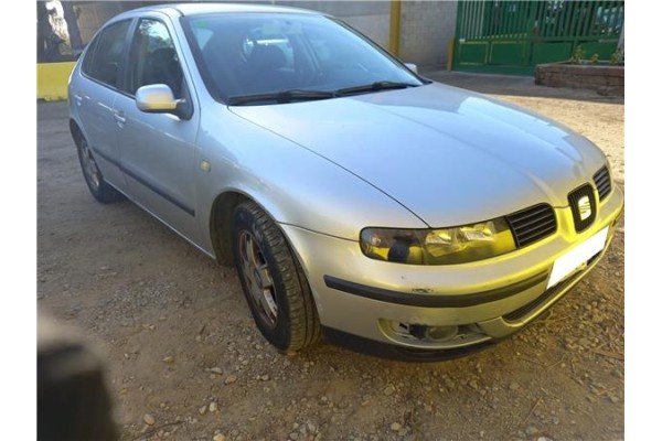 seat leon (1m1)(11.1999) del año 