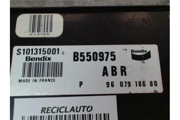 Recambio de centralita para peugeot 605 referencia OEM IAM S101315001G 9607918680 