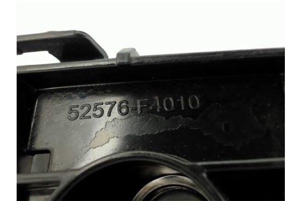Recambio de refuerzo paragolpes izquierdo para toyota c-hr (x10) 2.0 hibrido referencia OEM IAM 52576F4010  