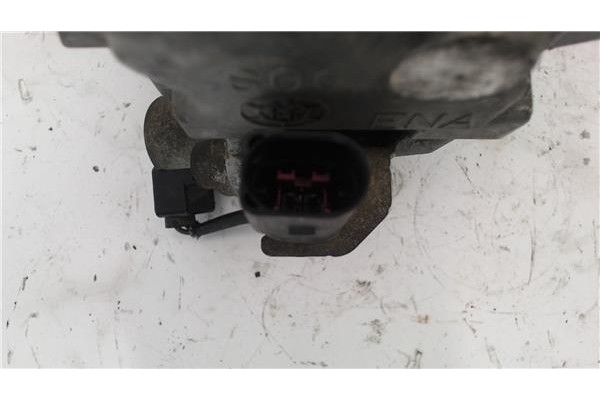 Recambio de compresor aire acond. para volkswagen polo iv (9n1) 1.4 16v referencia OEM IAM 6Q0820803H 699383 (6Q0820803D) , AUDI
