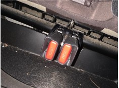 Recambio de anclaje cinturon trasero central para toyota iq (nuj1/ngj1/kgj1) 1.0 básico referencia OEM IAM 7348074010C1 73380740