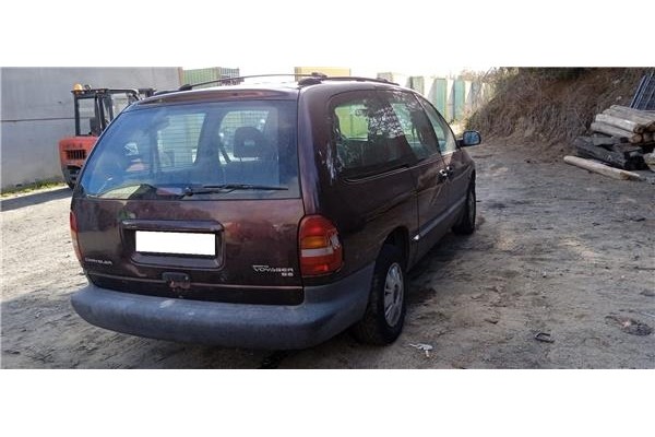 chrysler grand voyager del año 2001