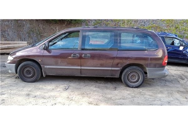 chrysler grand voyager del año 2001
