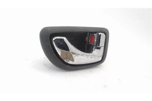 Recambio de manilla int. puerta delantero derecha para hyundai santa fe (sm) 2.0 gls crdi referencia OEM IAM 8262026010  