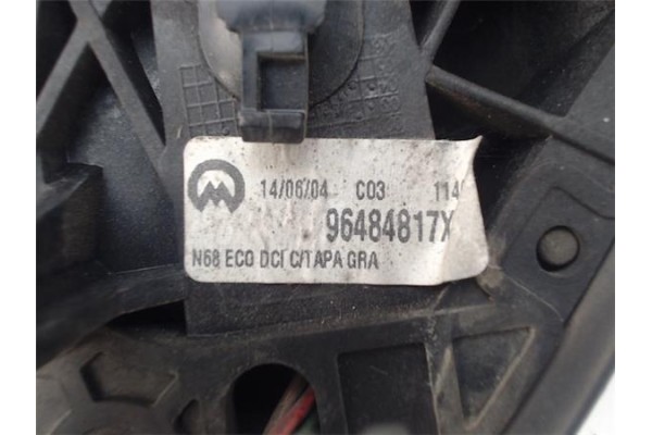 Recambio de retrovisor electrico derecho para citroen xsara picasso 2.0 hdi referencia OEM IAM   