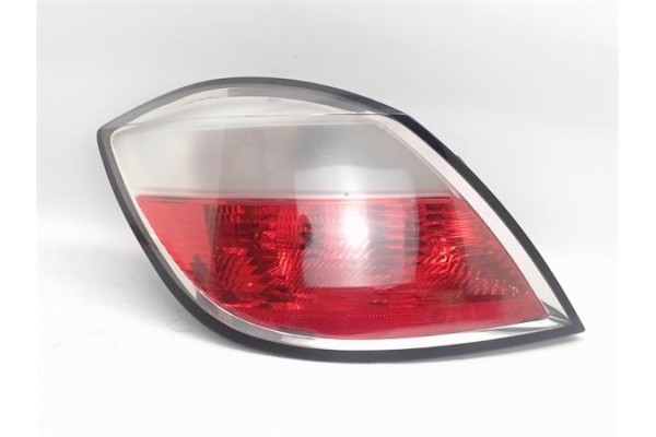 Recambio de piloto trasero izquierdo para opel astra h berlina 1.7 cdti referencia OEM IAM 1222111 2201438 13222324 , OPEL | 931