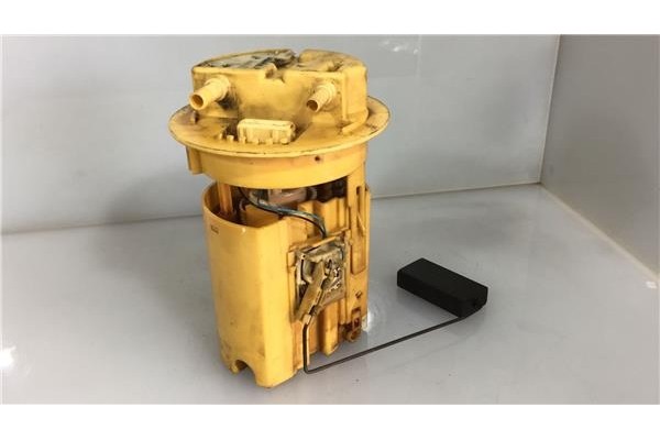 Recambio de bomba combustible para citroen xsara coupe 2.0 hdi satisfaction referencia OEM IAM 9639913680 228222126 