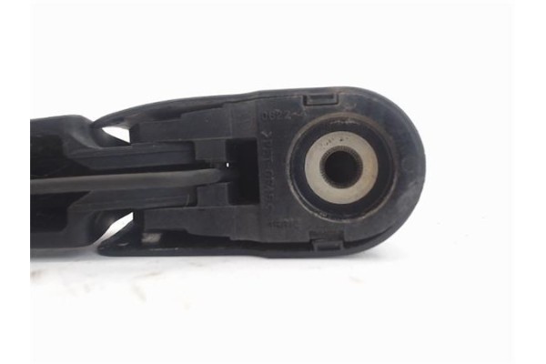 Recambio de brazo limpiaparabrisas trasero para suzuki swift iii (sg) 1.5 referencia OEM IAM 3882163J00 BMC19372 