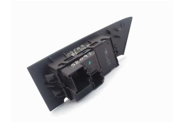 Recambio de mando elevalunas delantero derecho para opel astra j 1.7 cdti referencia OEM IAM 13301886  