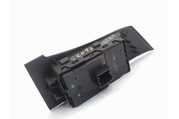 Recambio de mando elevalunas delantero izquierdo para opel astra j 1.7 cdti referencia OEM IAM 13305011 251869 