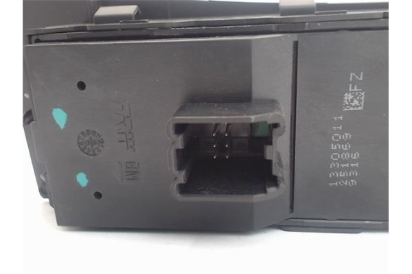 Recambio de mando elevalunas delantero izquierdo para opel astra j 1.7 cdti referencia OEM IAM 13305011 251869 