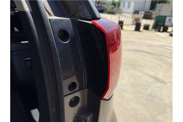 Recambio de piloto trasero derecho para mitsubishi outlander (gf0/gg0) 2.0 phev kaiteki 4wd (gg2w) referencia OEM IAM 8330B174  