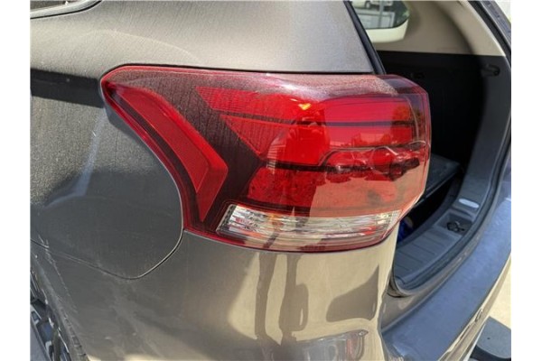 Recambio de piloto trasero izquierdo para mitsubishi outlander (gf0/gg0) 2.0 phev kaiteki 4wd (gg2w) referencia OEM IAM 8330B173
