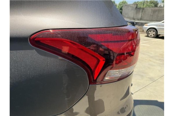 Recambio de piloto trasero izquierdo para mitsubishi outlander (gf0/gg0) 2.0 phev kaiteki 4wd (gg2w) referencia OEM IAM 8330B173