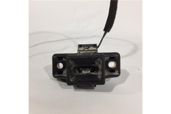 Recambio de cerradura porton para renault clio ii (xbo) 1.2 60cv referencia OEM IAM 7700308997  