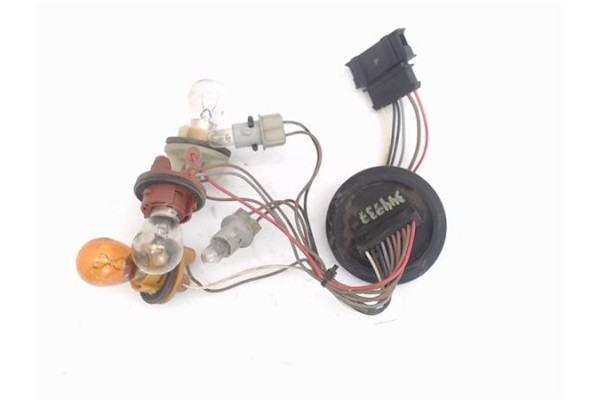 Recambio de portalámparas para skoda fabia (5j2) 1.2 referencia OEM IAM 5J0941813E 654621 