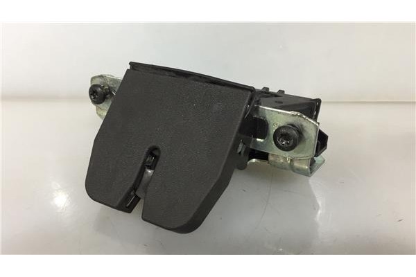 Recambio de cierre electromagnetico porton para opel astra h berlina 1.6 cosmo referencia OEM IAM 495058724 131172851834 