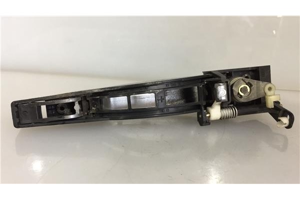 Recambio de maneta exterior delantero izquierda para peugeot 307 berlina (s2) 2.0 x-line referencia OEM IAM 9101W8 910957 