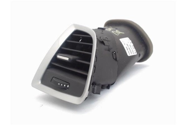 Recambio de rejilla entrada de aire para opel astra j berlina 5p 1.6 excellence referencia OEM IAM 13420495  
