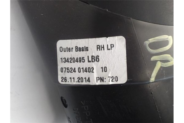 Recambio de rejilla entrada de aire para opel astra j berlina 5p 1.6 excellence referencia OEM IAM 13420495  