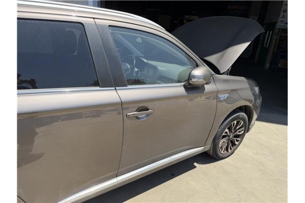 Recambio de puerta delantero derecha para mitsubishi outlander (gf0/gg0) 2.0 phev kaiteki 4wd (gg2w) referencia OEM IAM 5700B860