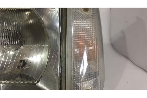 Recambio de faro delantero izquierdo para seat marbella 0.8 ce referencia OEM IAM 67628050  