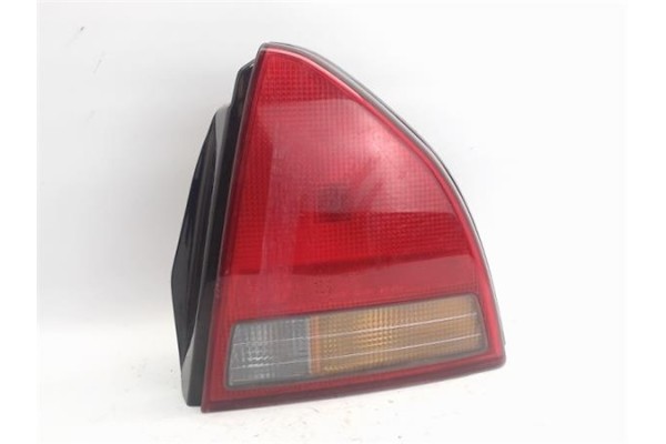 Recambio de piloto trasero derecho para honda prelude (bb1/2/3) referencia OEM IAM   