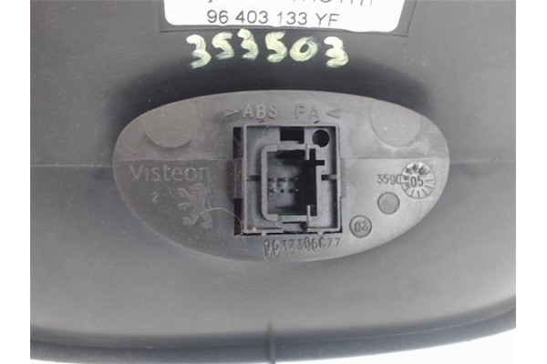 Recambio de bandeja trasero para ford fiesta v (jh_, jd_) 1.3 referencia OEM IAM 1450133  