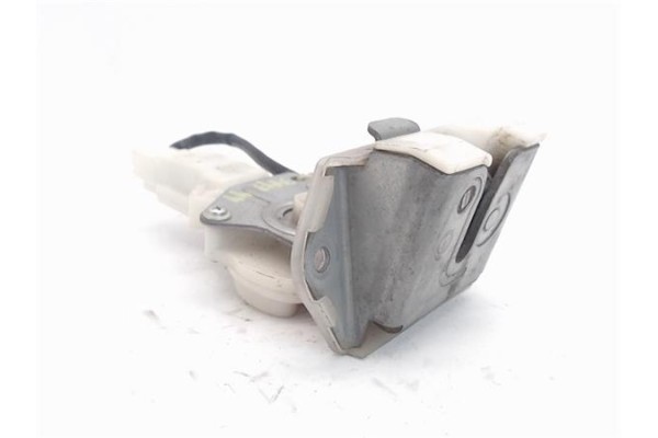 Recambio de cierre electromagnetico porton para suzuki swift iii (sg) 1.5 referencia OEM IAM B6765 8251063J00 