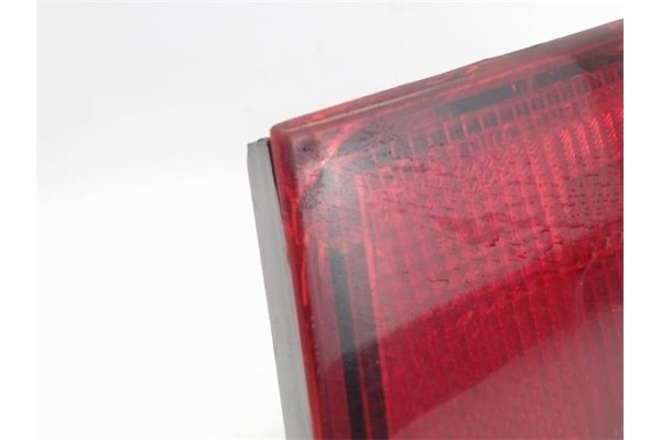 Recambio de piloto porton trasero izquierdo para honda civic berl. 3/4 (ej/ek) referencia OEM IAM   