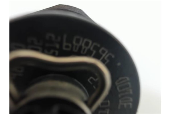 Recambio de inyector para peugeot 206 + 1.4 básico referencia OEM IAM 0445110252 565889 