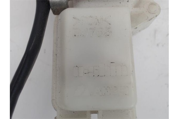 Recambio de cierre electromagnetico porton para suzuki swift iii (sg) 1.5 referencia OEM IAM B6765 8251063J00 