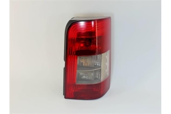 Recambio de piloto trasero derecho para peugeot partner (s2) 2.0 combi plus referencia OEM IAM 9657976980 9657976780 