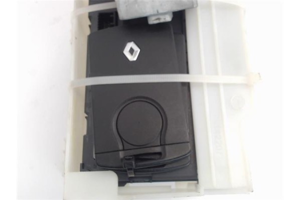 Recambio de clausor para renault captur i 0.9 zen referencia OEM IAM 285971998R 805640003R 
