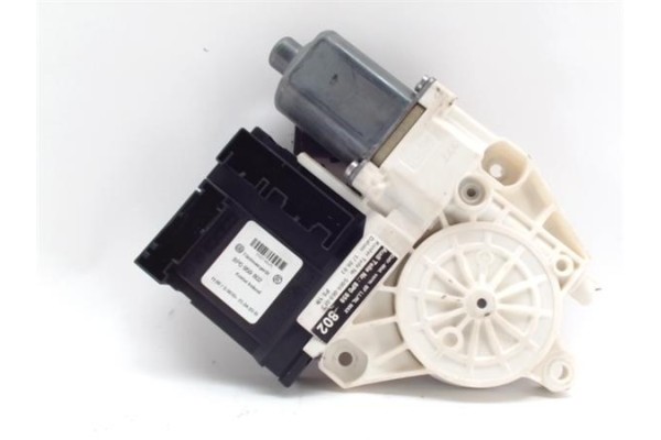 Recambio de motor elevalunas delantero derecho para audi a3 (8p1) 2.0 tdi 16v referencia OEM IAM 8P0959802 S006060012 