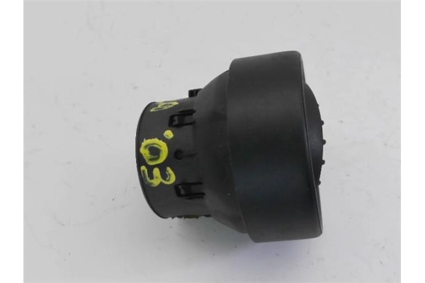 Recambio de rejilla entrada de aire para seat ibiza (6l1) 1.4 fresh referencia OEM IAM 6L0819203D  