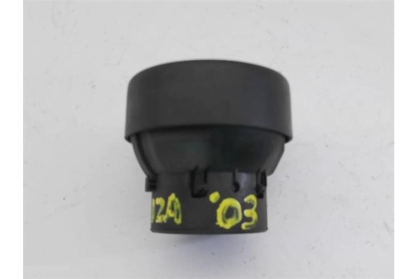 Recambio de rejilla entrada de aire para seat ibiza (6l1) 1.4 fresh referencia OEM IAM 6L0819203D  