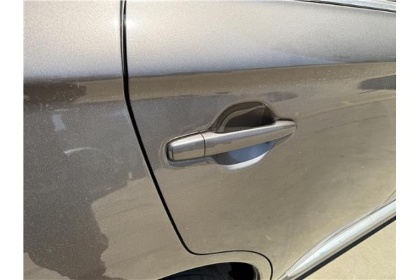 Recambio de puerta trasero derecha para mitsubishi outlander (gf0/gg0) 2.0 phev kaiteki 4wd (gg2w) referencia OEM IAM 5730B640  