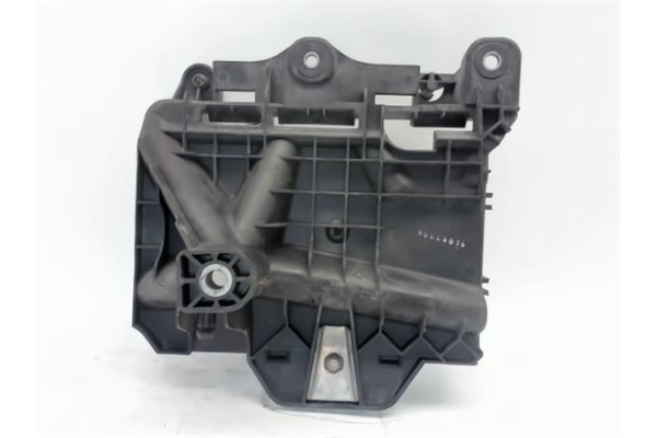 Recambio de protector soporte bateria para volkswagen polo v (6r1) 1.2 sport referencia OEM IAM SR0915331  