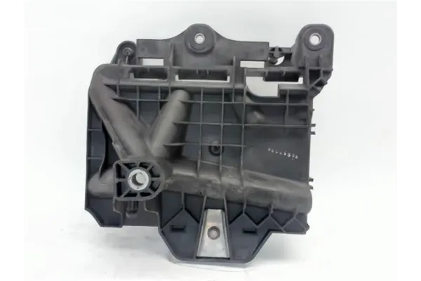 Recambio de protector soporte bateria para volkswagen polo v (6r1) 1.2 sport referencia OEM IAM SR0915331  