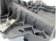 Recambio de protector soporte bateria para volkswagen polo v (6r1) 1.2 sport referencia OEM IAM SR0915331  