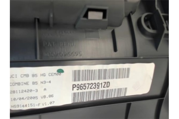Recambio de cuadro completo para citroen c4 coupe 1.6 hdi referencia OEM IAM P96572391ZD  
