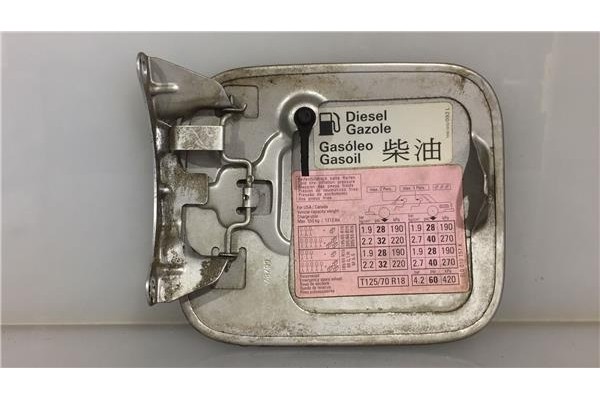 Recambio de tapa exterior combustible para audi a3 (8l) 1.9 tdi ambiente referencia OEM IAM 8L0809905A  