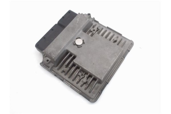 Recambio de centralita para volkswagen polo v (6r1) 1.2 sport referencia OEM IAM 03F906070GD Recambio de centralita para volkswagen polo v (6r1) 1.2 sport referencia OEM IAM 03F906070GD