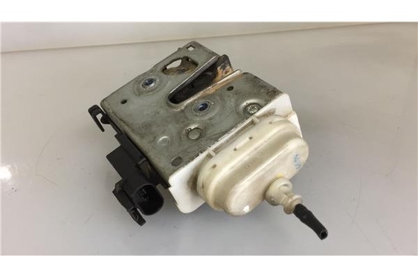 Recambio de cierre electromagnetico delantero derecho para audi a3 (8l) 1.9 tdi ambiente referencia OEM IAM 8L1837016C  